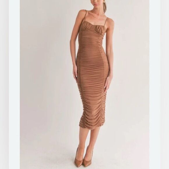Sage The Label Brown Ruched Bodycon Midi Dress(Size Small) - Picture 2 of 8